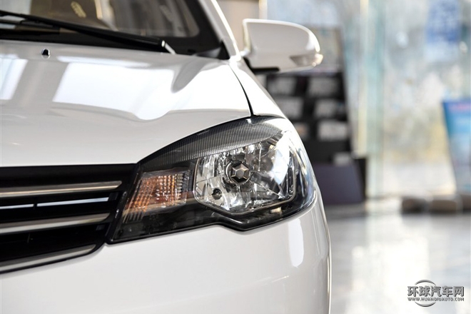 2015款 1.5L 自動標(biāo)準(zhǔn)型