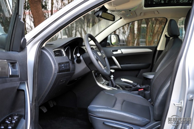 2015款 1.5T 手動豪華型