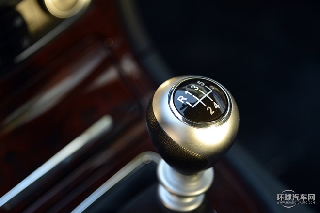 2015款 1.5T 手動精英型