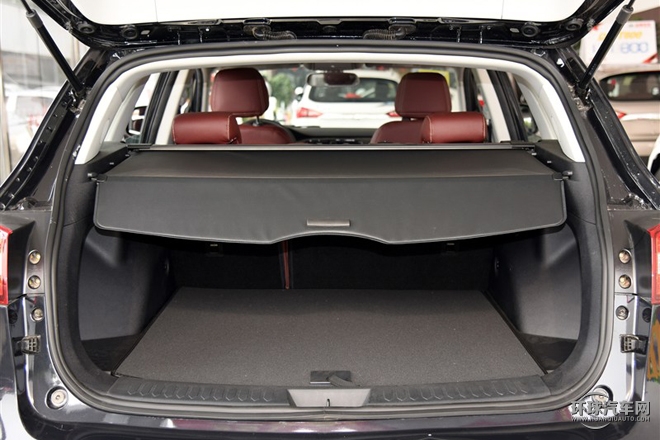 2015款 1.5T 手動旗艦型