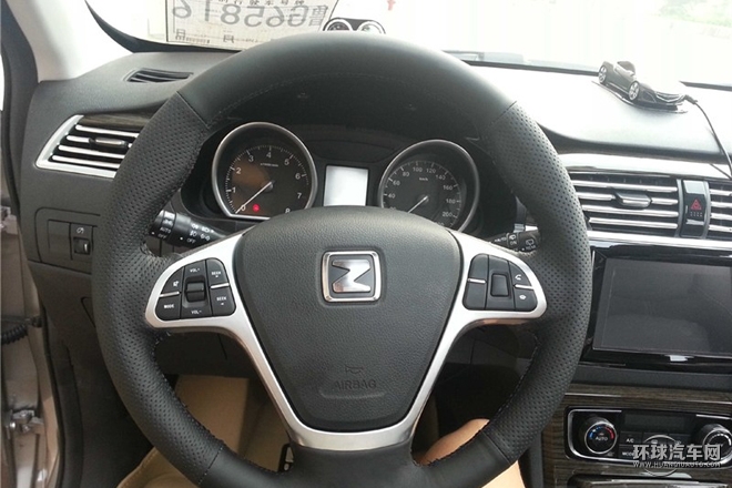 2015款 1.5T 手動尊貴型