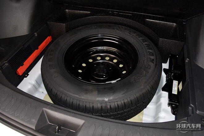 2015款 2.0T 自動豪華型