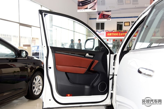 2015款 2.0T 自動豪華型