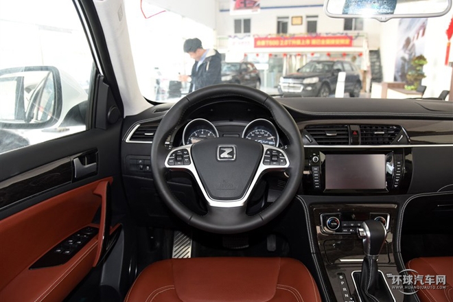 2015款 2.0T 自動豪華型