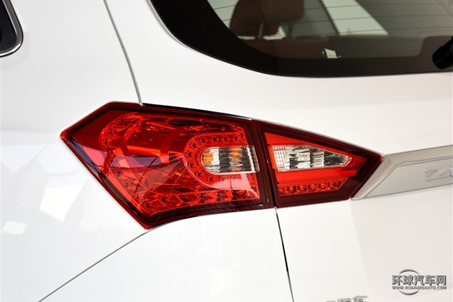 2015款 2.0T 自動豪華型