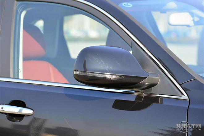 2015款 2.0T 自動(dòng)旗艦型