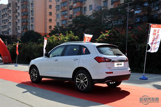 2015款 2.0T 自動尊貴型