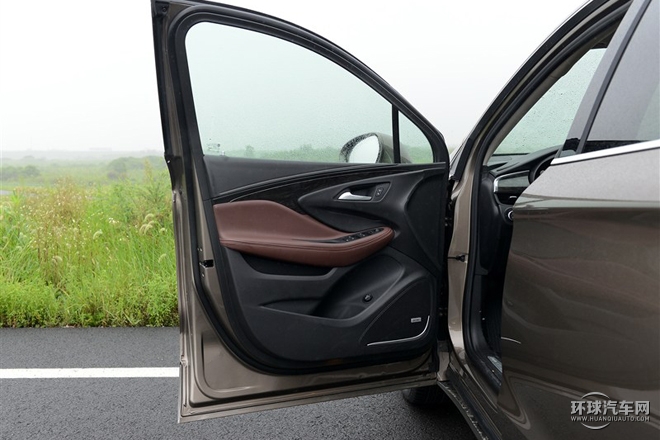 2016款 28T 四驅(qū)全能運(yùn)動(dòng)旗艦型