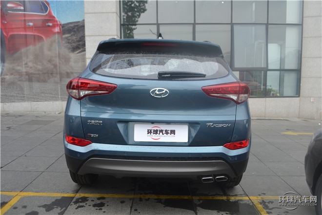 2015款 1.6T 雙離合四驅尊貴型