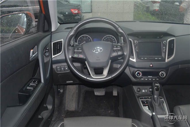 2015款 1.6L 自動兩驅尊貴型DLX