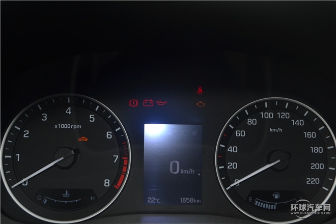 2015款 2.0L 自動(dòng)兩驅(qū)智能型GLS