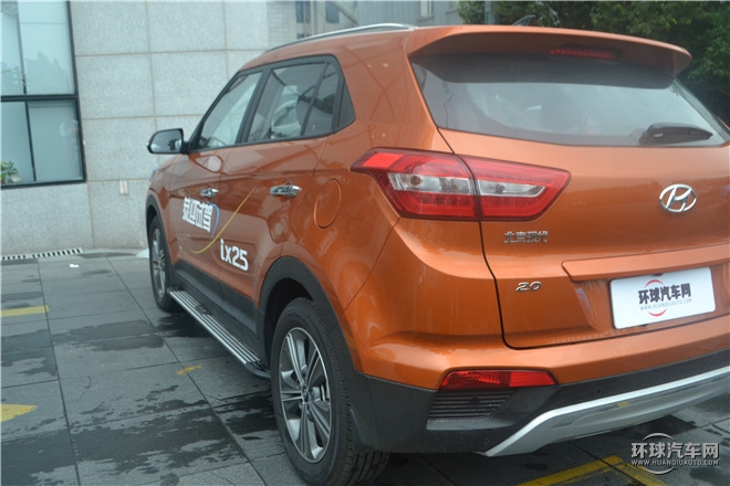 2015款 2.0L 自動四驅尊貴型DLX