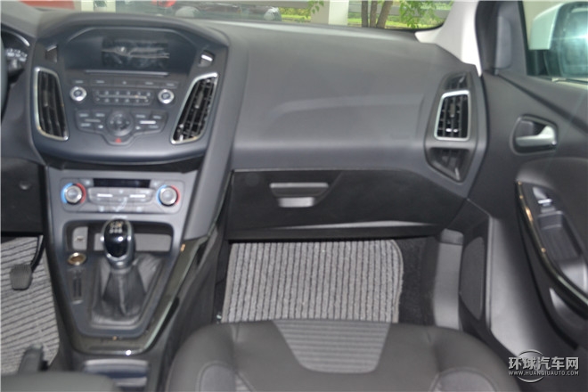 2015款 三廂 1.0L GTDi 自動超能風尚型