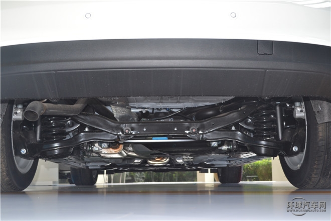 2015款 三廂 1.0L GTDi 手動超能風尚型