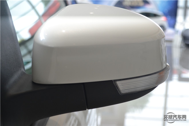 2015款 兩廂 1.6L 手動風尚型