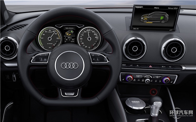 2015款 Sportback e-tron 運(yùn)動型