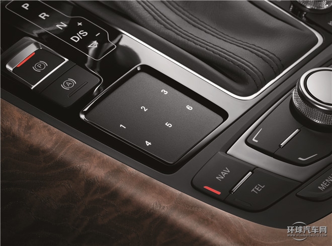 2015款 35 FSI quattro 舒適型