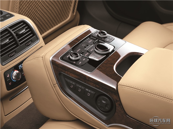 2015款 35 FSI quattro 舒適型