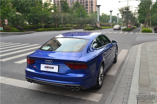 2014款 S8 4.0TFSI quattro