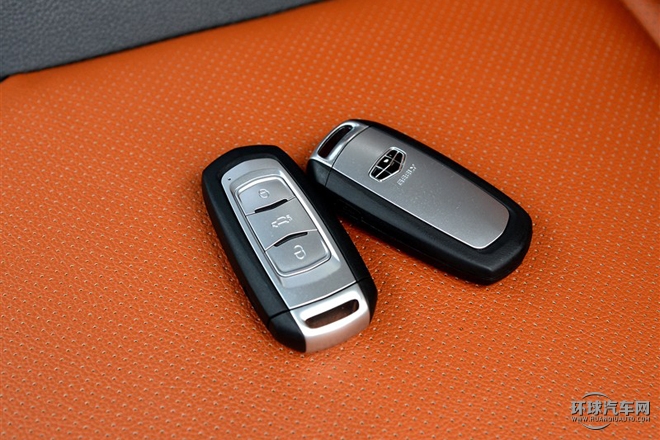 2015款 兩廂RS 1.3T CVT向上版