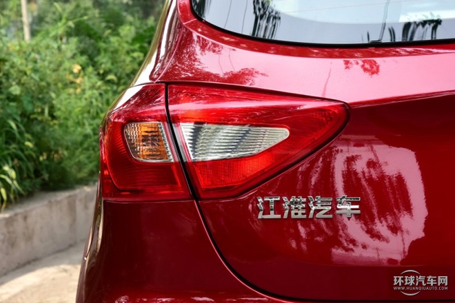 2015款 1.5L 手動豪華智能型