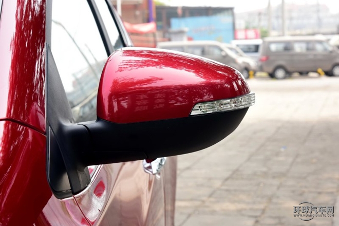 2015款 1.5L 手動豪華智能型