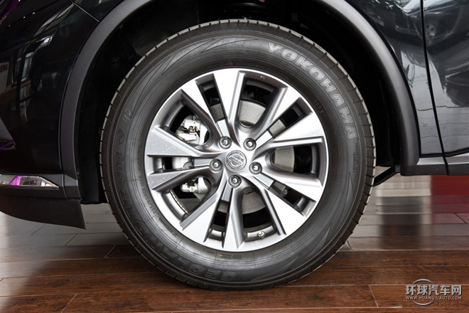 2015款 2.5L XL 兩驅(qū)智尚版