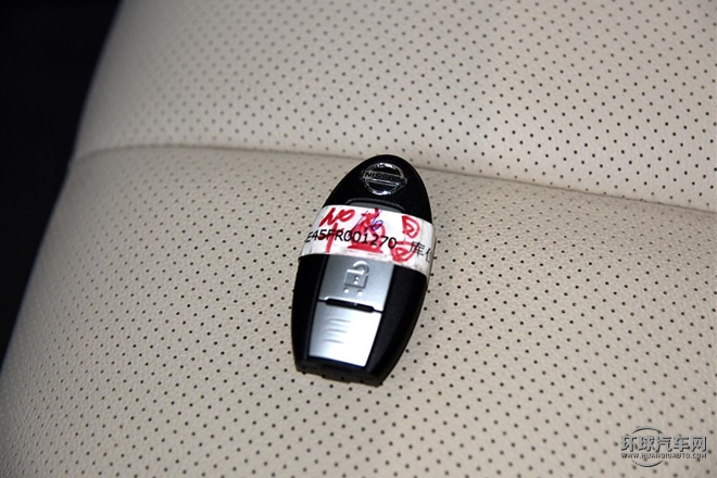 2015款 2.5L XV RES Plus 兩驅(qū)豪雅版