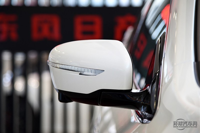 2015款 2.5L XV RES Plus 兩驅豪雅版