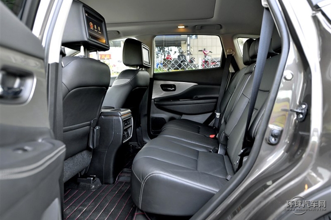 2015款 2.5T S/C HEV XV 四驅(qū)混動(dòng)旗艦版