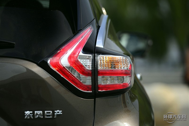 2015款 2.5T S/C HEV XV 四驅混動旗艦版