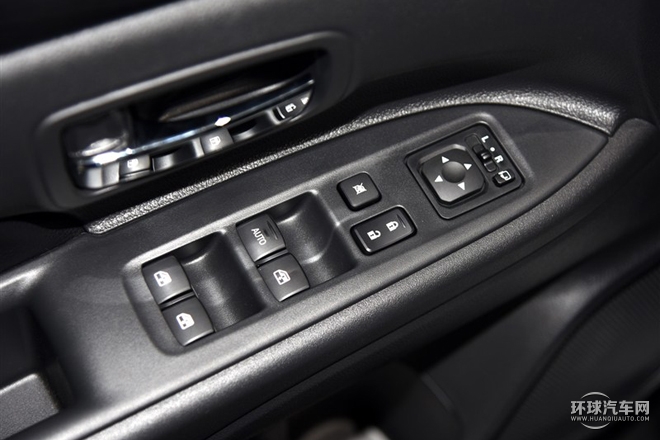 2016款 2.4L 四驅精英版 5座