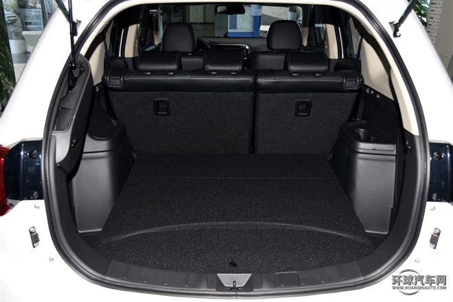 2016款 2.4L 四驅精英版 5座