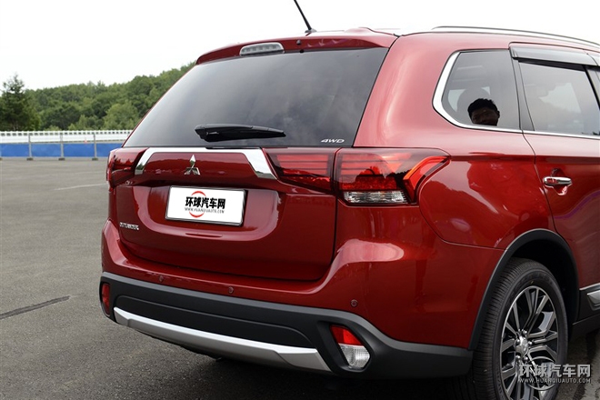 2016款 2.4L 四驅精英版 7座