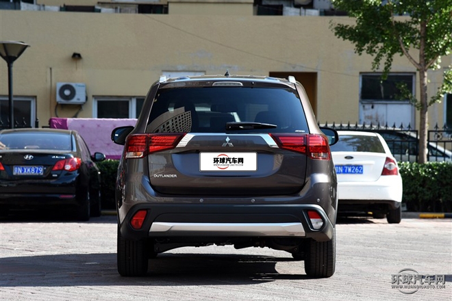 2016款 2.4L 四驅旗艦GT版 7座