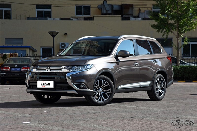 2016款 2.4L 四驅旗艦GT版 7座