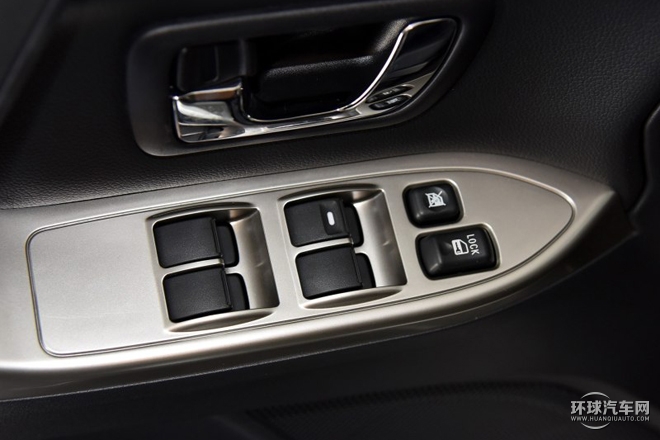 2016款 3.0L 自動(dòng)豪華版 國IV