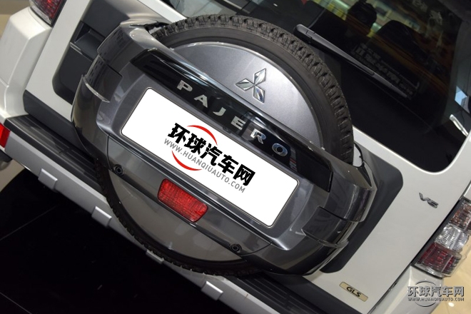 2016款 3.0L 自動(dòng)豪華版 國(guó)V