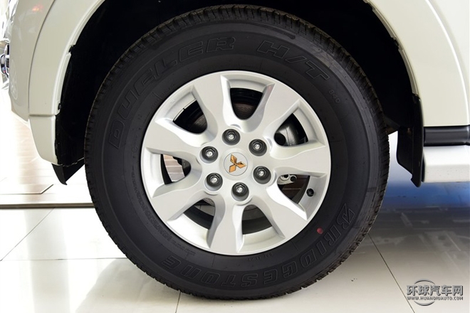 2016款 3.0L 自動尊貴版 國V