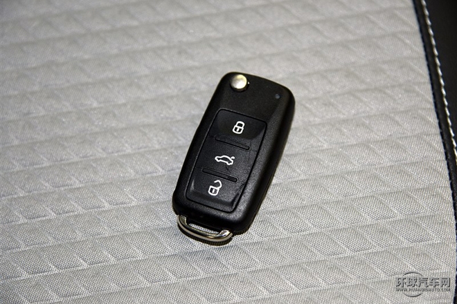 2016款 1.8TSI DSG尊行版