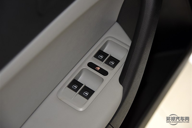 2016款 1.8TSI DSG尊行版