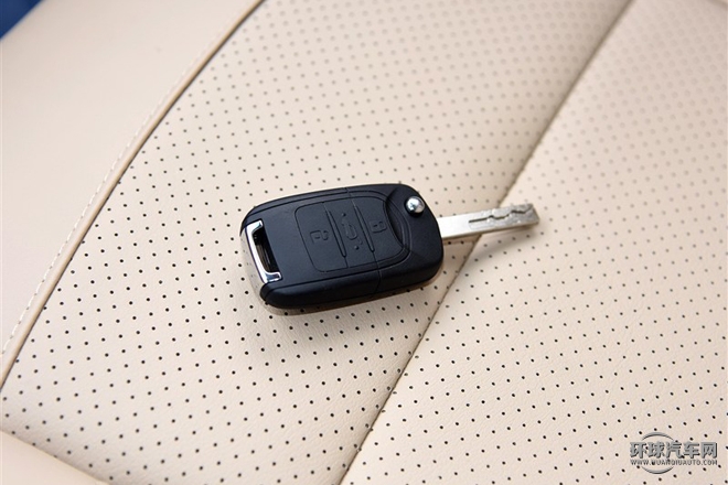 2015款 1.5L S1 舒適型