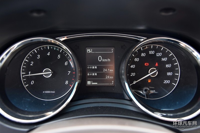 2015款 1.5L S1 舒適型