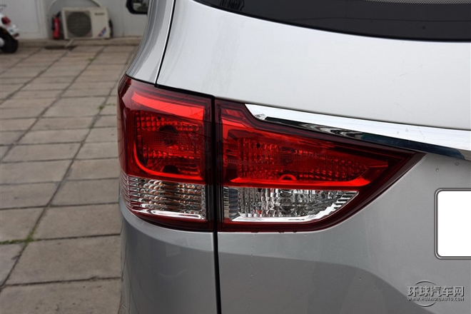 2015款 1.5L S1 舒適型