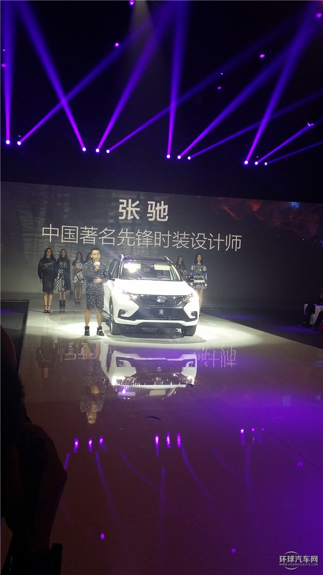 2016款 1.5TI 全時四驅(qū)旗艦型