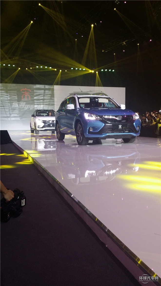 2016款 1.5TI 手動(dòng)豪華型