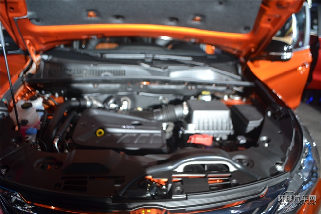 2016款 1.5TI 手動尊貴型