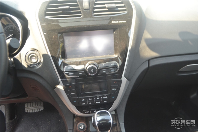 2014款 1.8T 自動兩驅超享版