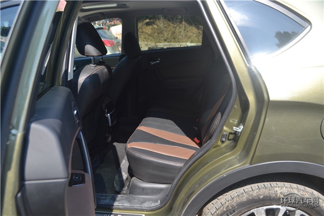 2014款 1.8T 自動兩驅超享版