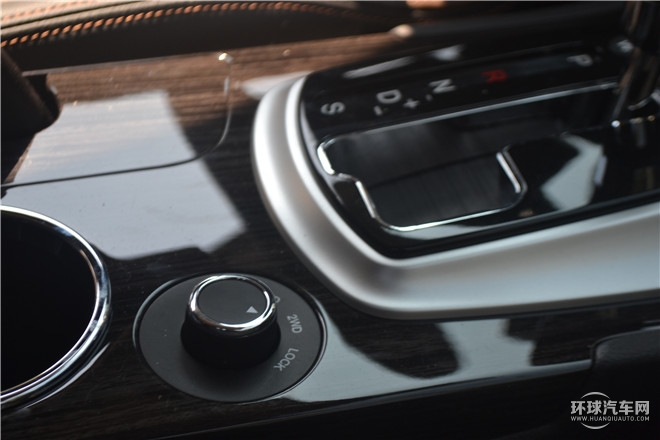 2014款 1.8T 自動兩驅超享版